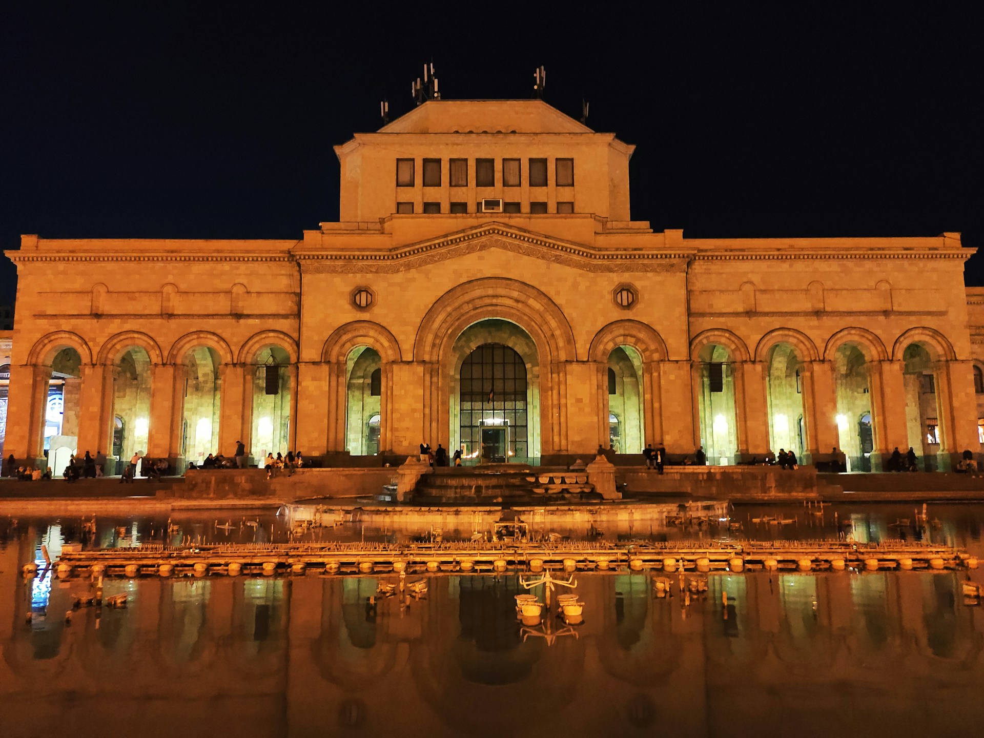 Republic Square Singing Fountains gallery image 5