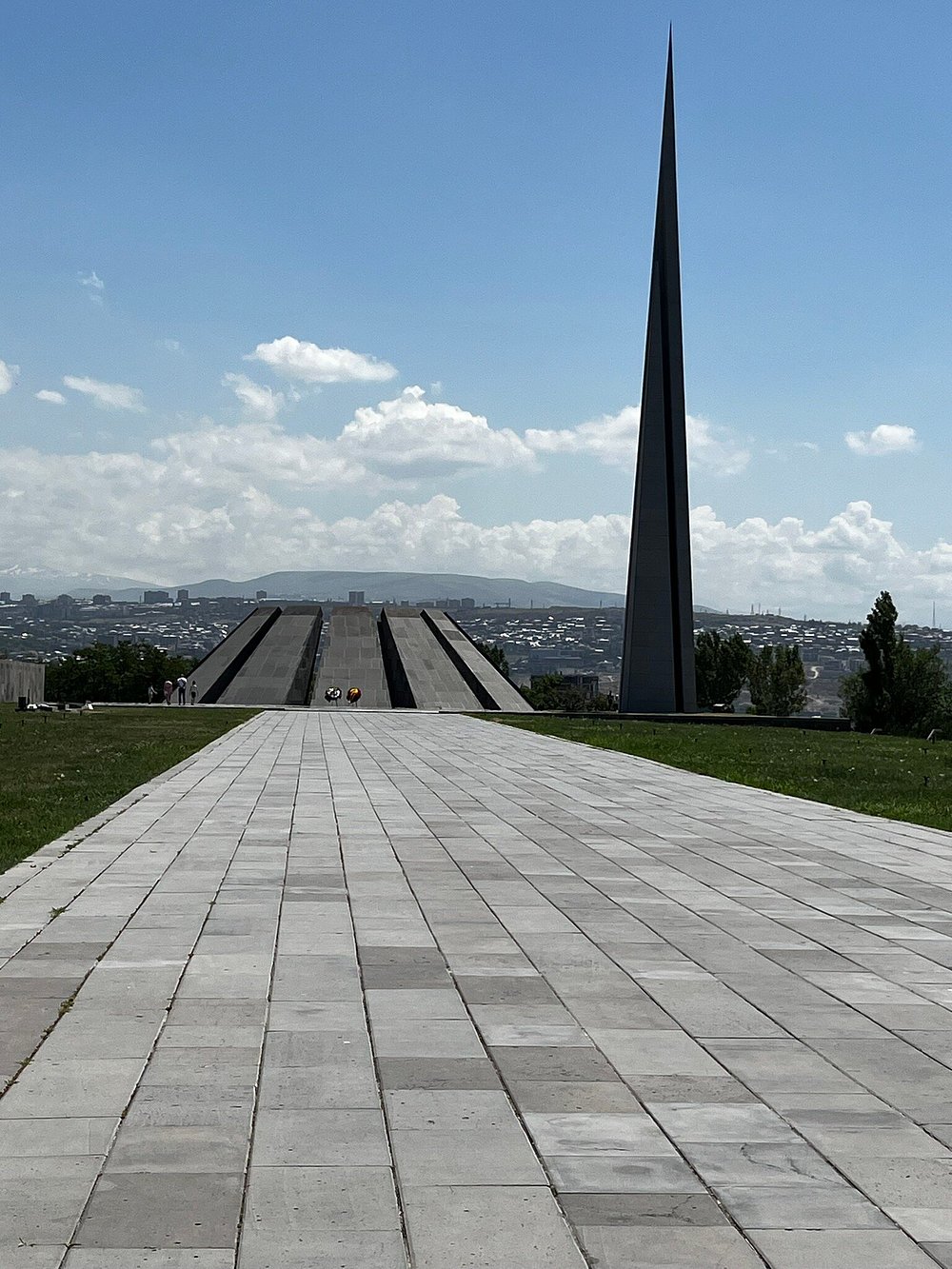 Tsitsernakaberd Armenian Genocide Memorial Complex gallery image 2