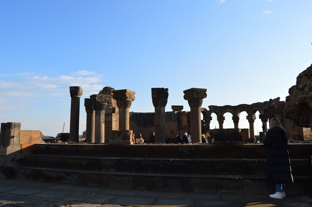 Zvartnots Temple gallery image 3