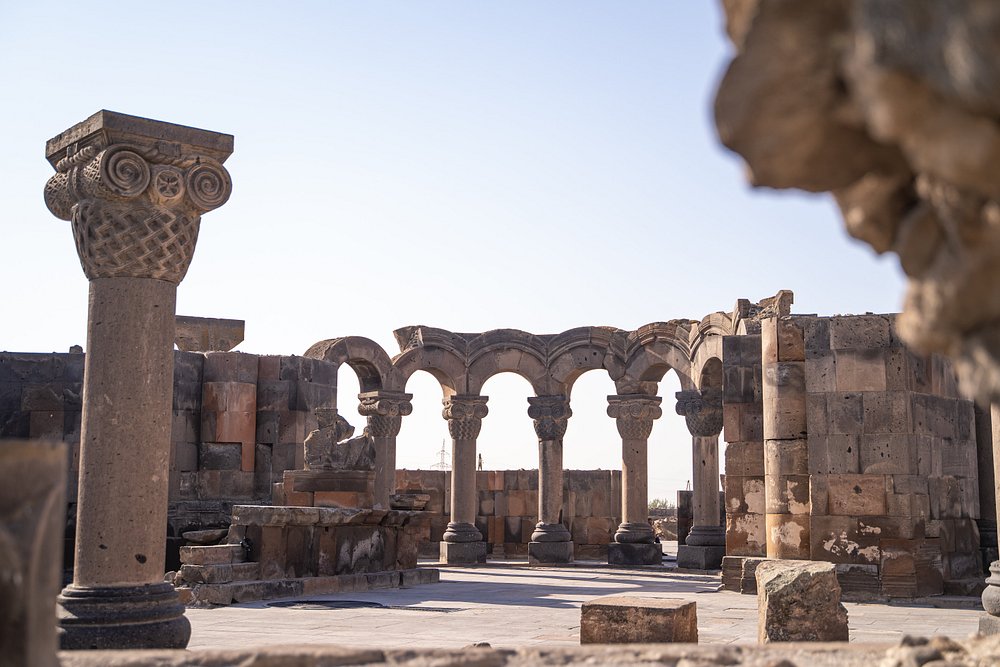 Zvartnots Temple gallery image 7